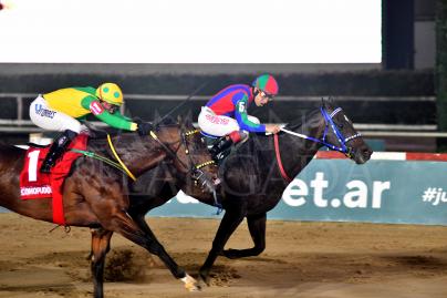 LABRADO (LE BLUES) SUMÓ OTRA COPA CON UNA VICTORIA PARA LA ETERNIDAD.