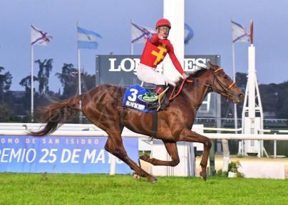 HONEST BOY (HELIOSTATIC) ENCABEZÓ UN 1-2-3 HISTÓRICO PARA SU ENTRENADOR.